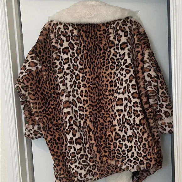 The Kooples Leopard Faux Fur Coat – Size 6/8 (See Measurements), EUC - Picture 8 of 8